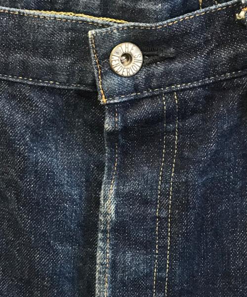 TENDERLOIN（テンダーロイン）TENDERLOIN (テンダーロイン) ボタンフライデニムパンツ インディゴ サイズ:30の古着・服飾アイテム