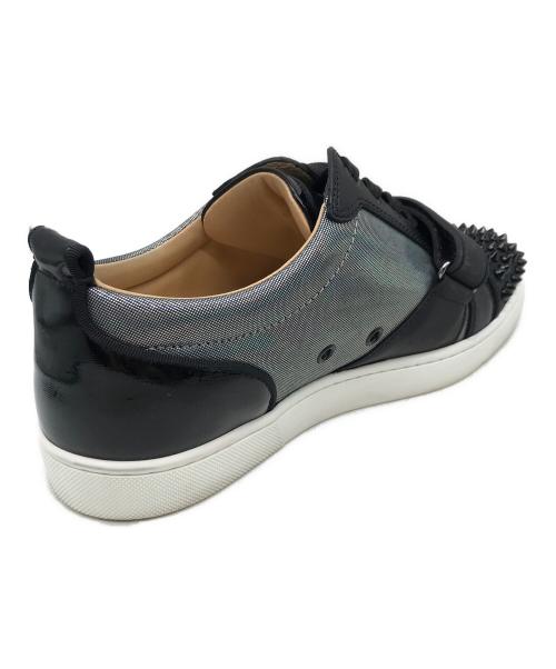 Christian Louboutin（クリスチャン・ルブタン）Christian Louboutin (クリスチャン・ルブタン) スニーカー シルバーカラー×ブラック サイズ:40 1/2の古着・服飾アイテム