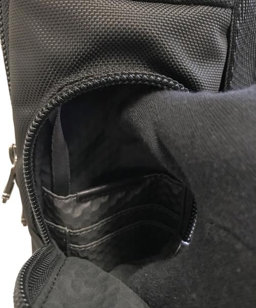 TUMI（トゥミ）TUMI (トゥミ) ボディバッグ ブラックの古着・服飾アイテム