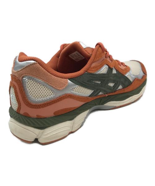 asics（アシックス）asics (アシックス) スニーカー ブラウン×グリーン×ホワイト サイズ:28の古着・服飾アイテム