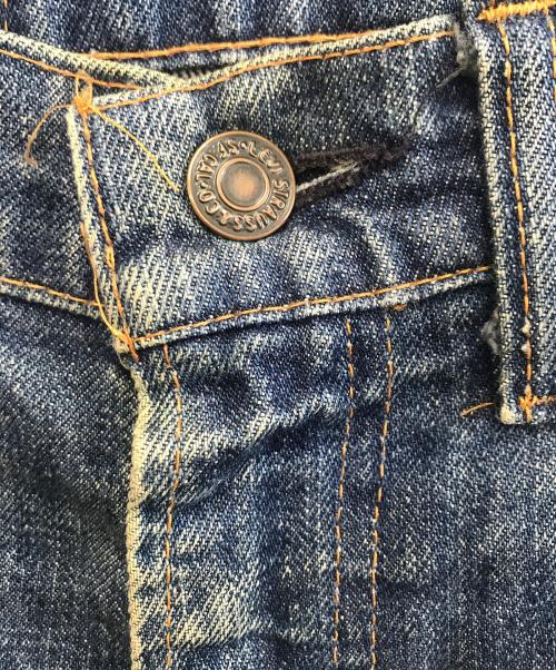 LEVI'S（リーバイス）LEVI'S (リーバイス) デニムパンツ インディゴ サイズ:W33　L32の古着・服飾アイテム