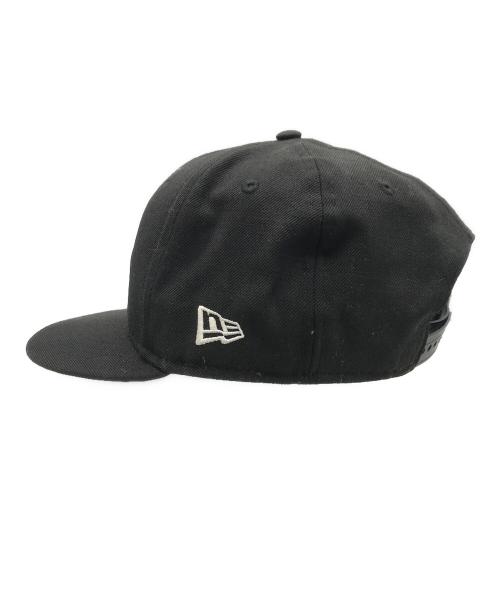 F.C.R.B.（エフシーレアルブリストル）F.C.R.B. (エフシーレアルブリストル) New Era (ニューエラ) Coca Cola (コカコーラ) キャップ ブラックの古着・服飾アイテム