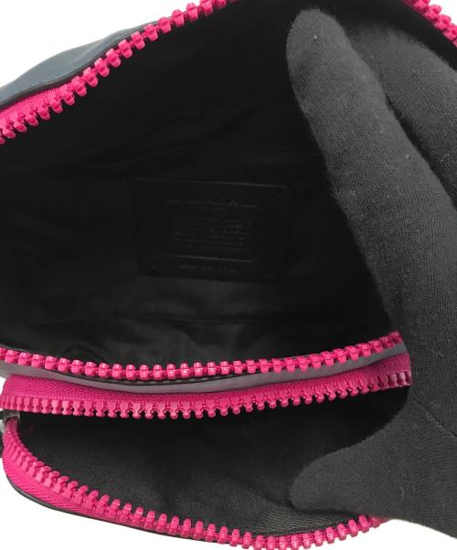 COACH（コーチ）COACH (コーチ) ウエストバッグ ピンク×ネイビーの古着・服飾アイテム