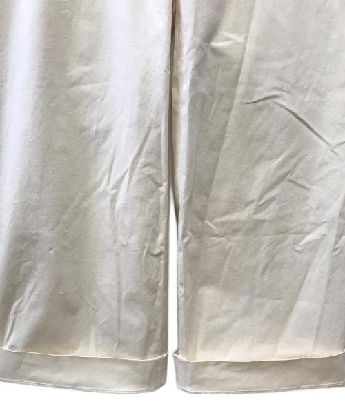 Salvatore Ferragamo（サルヴァトーレ フェラガモ）Salvatore Ferragamo (サルヴァトーレ フェラガモ) ワイドパンツ アイボリー サイズ:US 6の古着・服飾アイテム