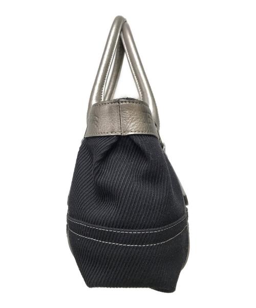 BURBERRY BLUE LABEL（バーバリーロンドンブルーレーベル）BURBERRY BLUE LABEL (バーバリーロンドンブルーレーベル) トートバッグ ブラック×シルバーの古着・服飾アイテム