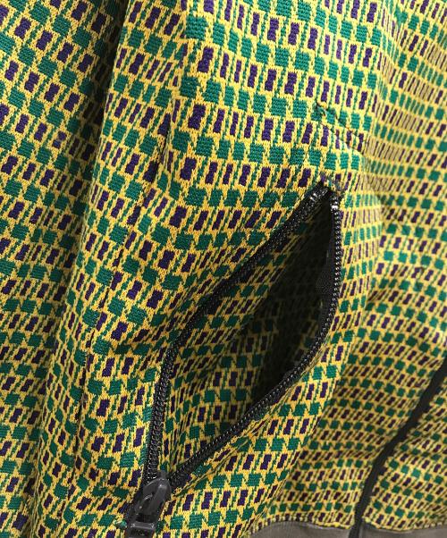 ISSEY MIYAKE（イッセイミヤケ）ISSEY MIYAKE (イッセイミヤケ) サイドライン幾何学ジャガードトラックジャケット イエロー×グリーン サイズ:2の古着・服飾アイテム