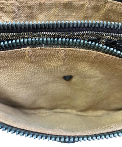 FENDI（フェンディ）FENDI (フェンディ) ショルダーポーチ ブラウン×ベージュの古着・服飾アイテム