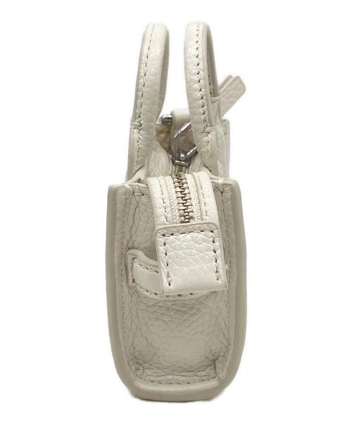 MARC JACOBS（マークジェイコブス）MARC JACOBS (マークジェイコブズ) チャーム アイボリーの古着・服飾アイテム