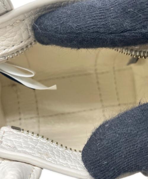 MARC JACOBS（マークジェイコブス）MARC JACOBS (マークジェイコブズ) チャーム アイボリーの古着・服飾アイテム