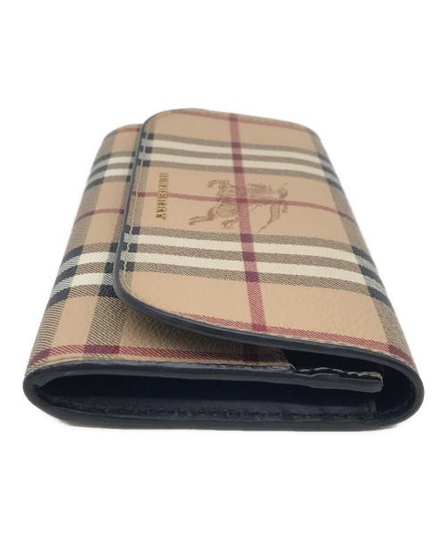 BURBERRY（バーバリー）BURBERRY (バーバリー) 2つ折り財布 ベージュの古着・服飾アイテム