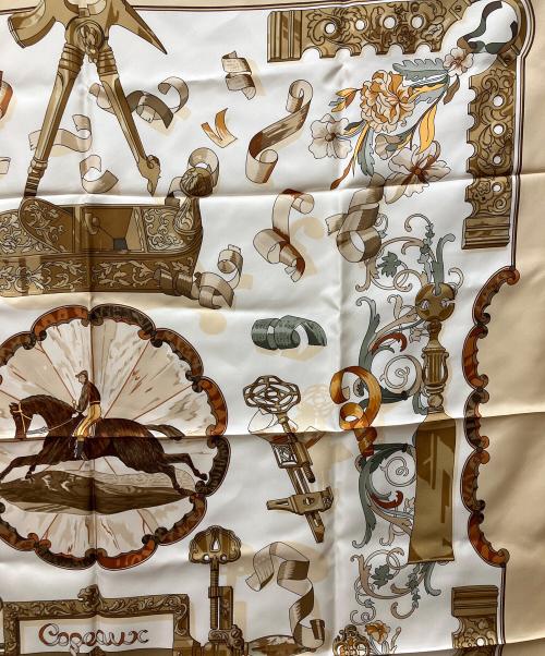 HERMES（エルメス）HERMES (エルメス) シルクスカーフ ホワイト×ブラウンの古着・服飾アイテム