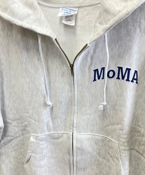 MoMA（モマ）MoMA (モマ) Champion REVERSE WEAVE (チャンピオン リバース ウィーブ) ジップパーカー ライトグレー サイズ:XLの古着・服飾アイテム