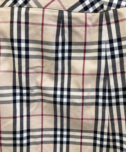 BURBERRY LONDON（バーバリーロンドン）BURBERRY LONDON (バーバリーロンドン) プリーツミニスカート ベージュ サイズ:34の古着・服飾アイテム