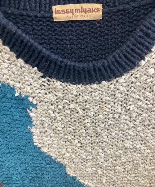 ISSEY MIYAKE（イッセイミヤケ）ISSEY MIYAKE (イッセイミヤケ) 厚手ニット マルチカラー サイズ:不明の古着・服飾アイテム