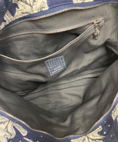 mina perhonen（ミナ ペルホネン）mina perhonen (ミナ ペルホネン) パニーニバッグ ネイビーの古着・服飾アイテム