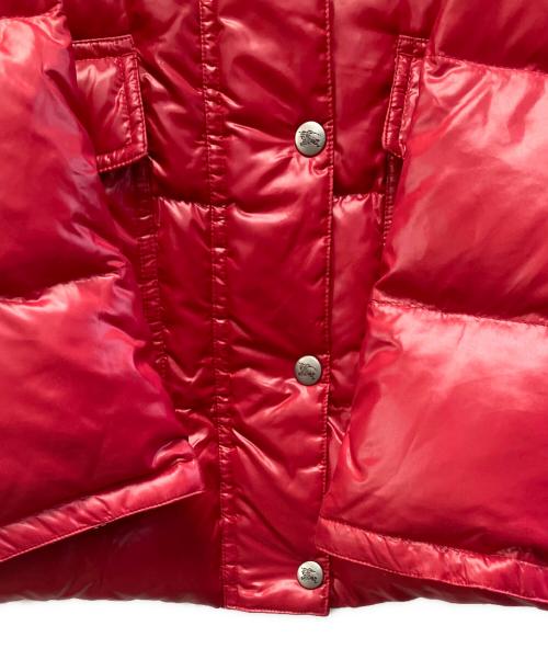 BURBERRY BLUE LABEL（バーバリーロンドンブルーレーベル）BURBERRY BLUE LABEL (バーバリーロンドンブルーレーベル) ダウンジャケット レッド サイズ:38の古着・服飾アイテム