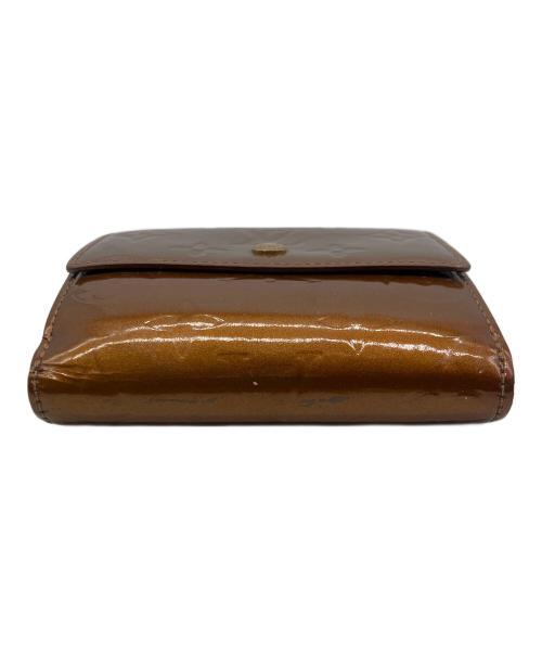 LOUIS VUITTON（ルイ ヴィトン）LOUIS VUITTON (ルイ ヴィトン) ヴェルニ　ポルト モネ ビエ カルトクレディ ブロンズの古着・服飾アイテム