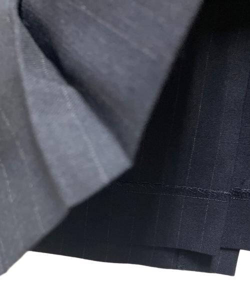 COMME des GARCONS（コムデギャルソン）COMME des GARCONS (コムデギャルソン) プリーツミニスカート ネイビー サイズ:XSの古着・服飾アイテム