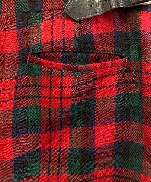 COMME des GARCONS HOMME PLUS（コムデギャルソンオムプリュス）COMME des GARCONS HOMME PLUS (コムデギャルソンオムプリュス) ショーツ ハーフパンツ レッド×グリーン サイズ:SSの古着・服飾アイテム