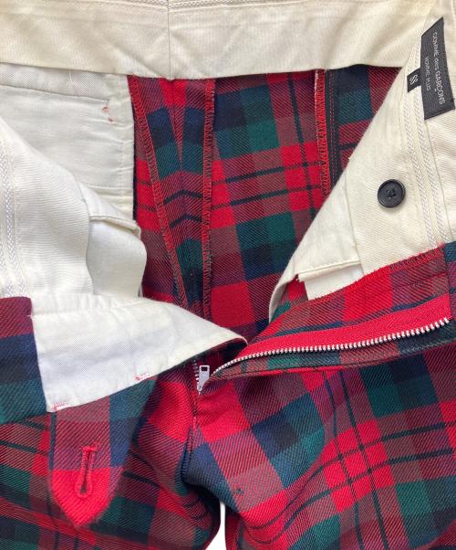 COMME des GARCONS HOMME PLUS（コムデギャルソンオムプリュス）COMME des GARCONS HOMME PLUS (コムデギャルソンオムプリュス) ショーツ ハーフパンツ レッド×グリーン サイズ:SSの古着・服飾アイテム