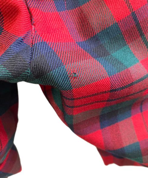 COMME des GARCONS HOMME PLUS（コムデギャルソンオムプリュス）COMME des GARCONS HOMME PLUS (コムデギャルソンオムプリュス) ショーツ ハーフパンツ レッド×グリーン サイズ:SSの古着・服飾アイテム