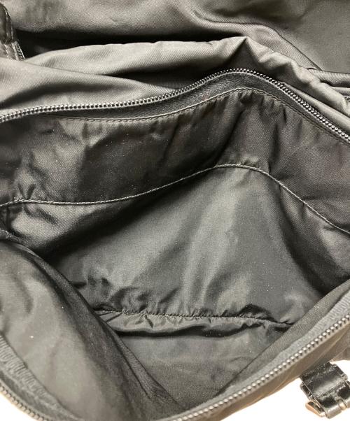 PRADA（プラダ）PRADA (プラダ) ナイロンミニメッセンジャーバッグの古着・服飾アイテム