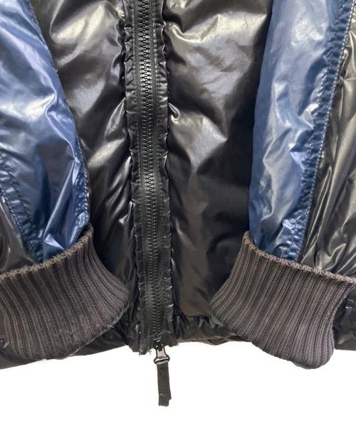 DUVETICA（デュベティカ）DUVETICA (デュベティカ) ダウンジャケット ブラック×ネイビー サイズ:46の古着・服飾アイテム