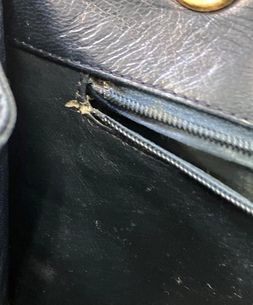 CHANEL（シャネル）CHANEL (シャネル) チェーンショルダーバッグ ネイビーの古着・服飾アイテム