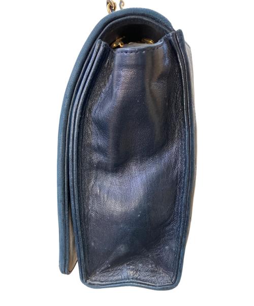 CHANEL（シャネル）CHANEL (シャネル) チェーンショルダーバッグ ネイビーの古着・服飾アイテム