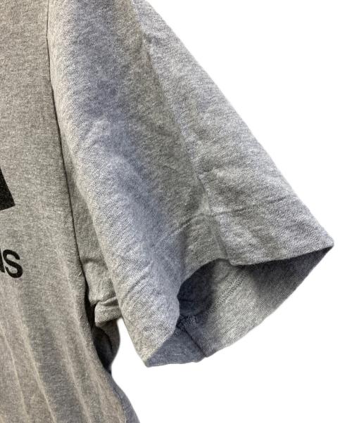 PLAY COMME des GARCONS（プレイコムデギャルソン）PLAY COMME des GARCONS (プレイコムデギャルソン) 半袖カットソー グレー サイズ:Lの古着・服飾アイテム