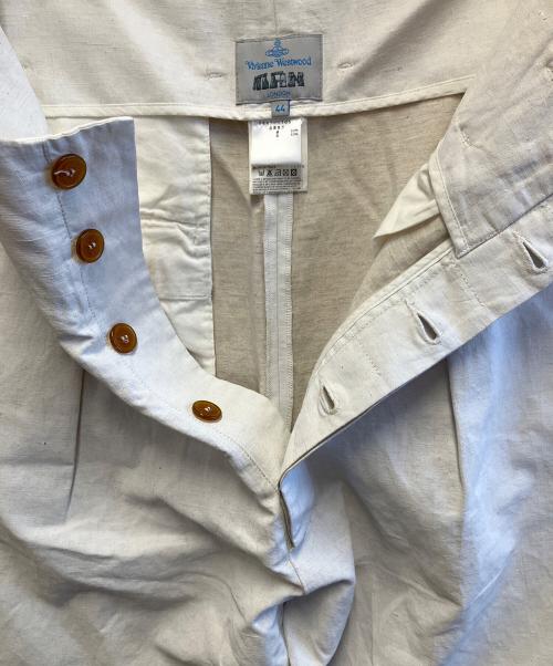 Vivienne Westwood（ヴィヴィアンウエストウッド）Vivienne Westwood (ヴィヴィアンウエストウッド) リネン混テーパードパンツ アイボリー サイズ:44の古着・服飾アイテム