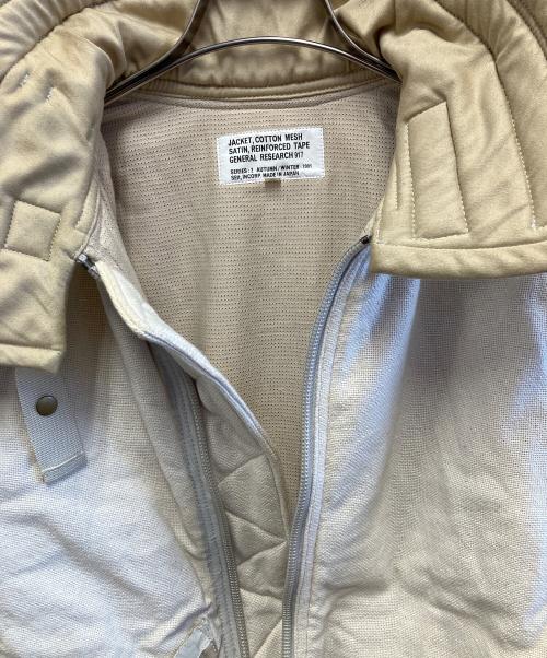 GENERAL RESEARCH（ジェネラルリサーチ）GENERAL RESEARCH (ジェネラルリサーチ) 中綿ダック地スタンドカラージャケット ベージュ サイズ:Mの古着・服飾アイテム