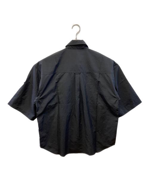 meanswhile（ミーンズワイル）meanswhile (ミーンズワイル) Dry-Rip Luggage S.S SH ブラック サイズ:1 未使用品の古着・服飾アイテム