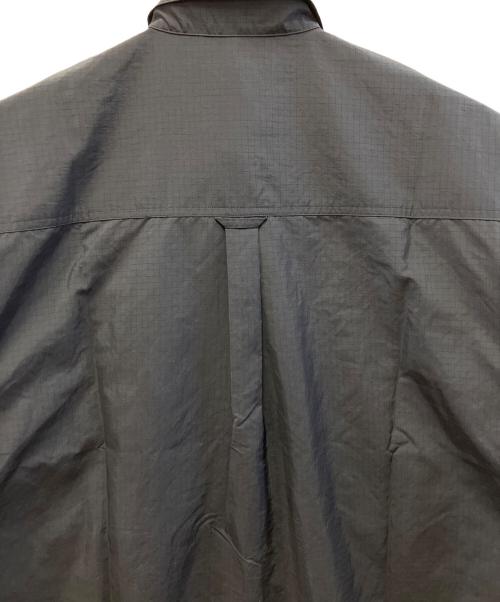 meanswhile（ミーンズワイル）meanswhile (ミーンズワイル) Dry-Rip Luggage S.S SH ブラック サイズ:1 未使用品の古着・服飾アイテム