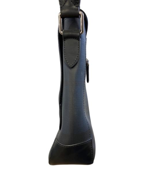 BURBERRY（バーバリー）BURBERRY (バーバリー) メッセンジャーバッグ ネイビー×ブラックの古着・服飾アイテム