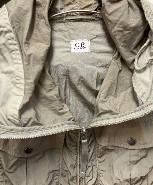C.P COMPANY（シーピーカンパニー）C.P COMPANY (シーピーカンパニー) ナイロンジャケット ライトグレー サイズ:46の古着・服飾アイテム