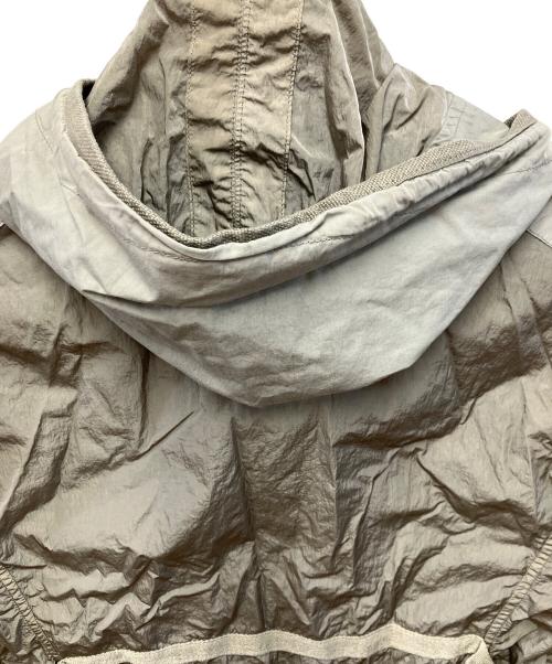 C.P COMPANY（シーピーカンパニー）C.P COMPANY (シーピーカンパニー) ナイロンジャケット ライトグレー サイズ:46の古着・服飾アイテム