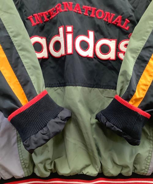 adidas（アディダス）adidas (アディダス) 長袖カットソー マルチカラー サイズ:L-0の古着・服飾アイテム