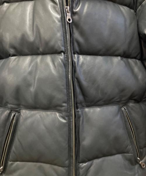 AVIREX（アヴィレックス）AVIREX (アヴィレックス) ラムレザーダウンジャケット グリーン サイズ:Mの古着・服飾アイテム