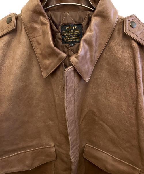 US ARMY（ユーエスアーミー）US ARMY (ユーエスアーミー) S-2ジャケット ブラウン サイズ:不明の古着・服飾アイテム