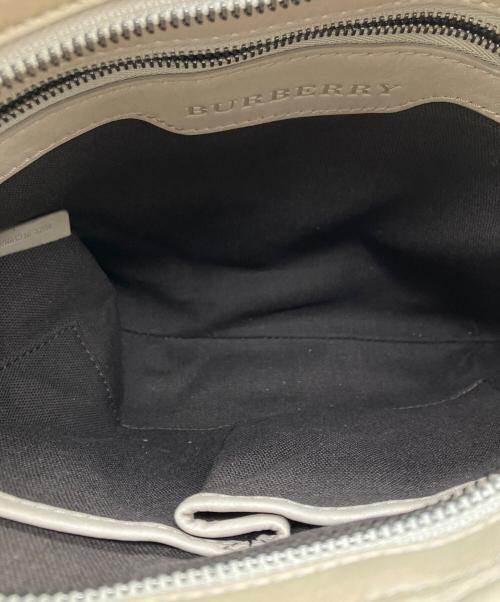 BURBERRY（バーバリー）BURBERRY (バーバリー) ショルダーバッグ ベージュの古着・服飾アイテム