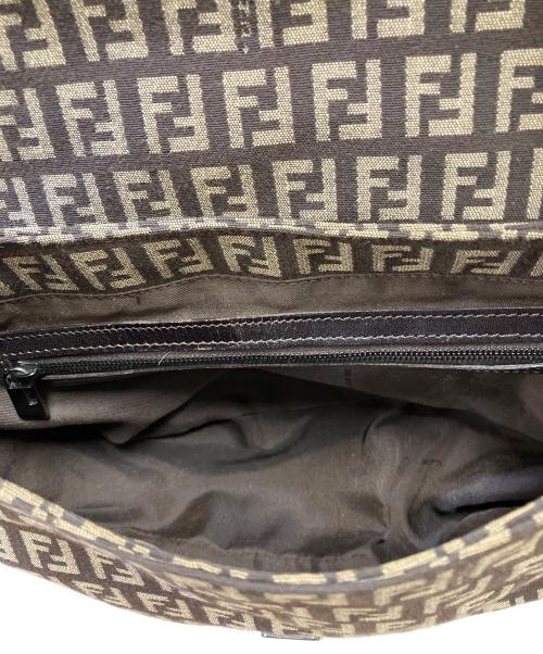 FENDI（フェンディ）FENDI (フェンディ) ショルダーバッグ ブラウン×ベージュの古着・服飾アイテム