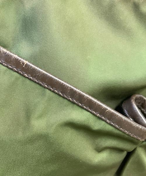 PRADA（プラダ）PRADA (プラダ) ナイロンショルダーバッグ オリーブの古着・服飾アイテム