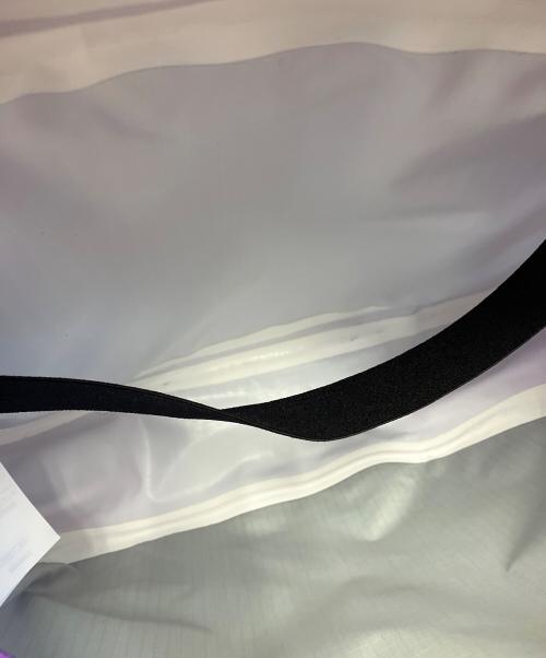 ARC'TERYX（アークテリクス）ARC'TERYX (アークテリクス) ショルダーバッグ パープルの古着・服飾アイテム