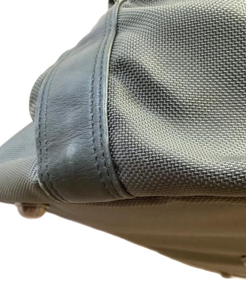 TUMI（トゥミ）TUMI (トゥミ) ボストンバッグ グリーンの古着・服飾アイテム