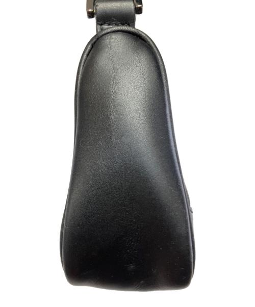 GUCCI（グッチ）GUCCI (グッチ) アクセサリーポーチ ブラックの古着・服飾アイテム