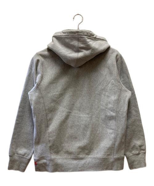 SUPREME（シュプリーム）Supreme (シュプリーム) プルオーバーパーカー グレー サイズ:Mの古着・服飾アイテム