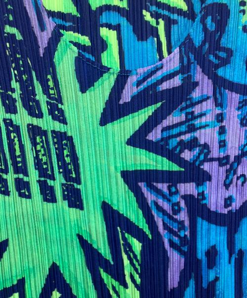 PLEATS PLEASE（プリーツプリーズ）PLEATS PLEASE (プリーツプリーズ) ノースリーブカットソー マルチカラー(ブルー系) サイズ:3の古着・服飾アイテム