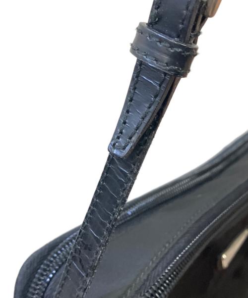 PRADA（プラダ）PRADA (プラダ) ショルダーバッグ ブラックの古着・服飾アイテム