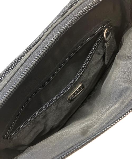 PRADA（プラダ）PRADA (プラダ) ショルダーバッグ ブラックの古着・服飾アイテム